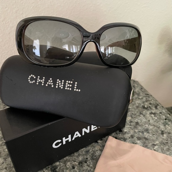 Chanel Sunglasses with Rhinestones - Picture 2 of 7